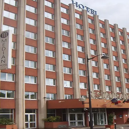 Hotel Median Congres Parigi
