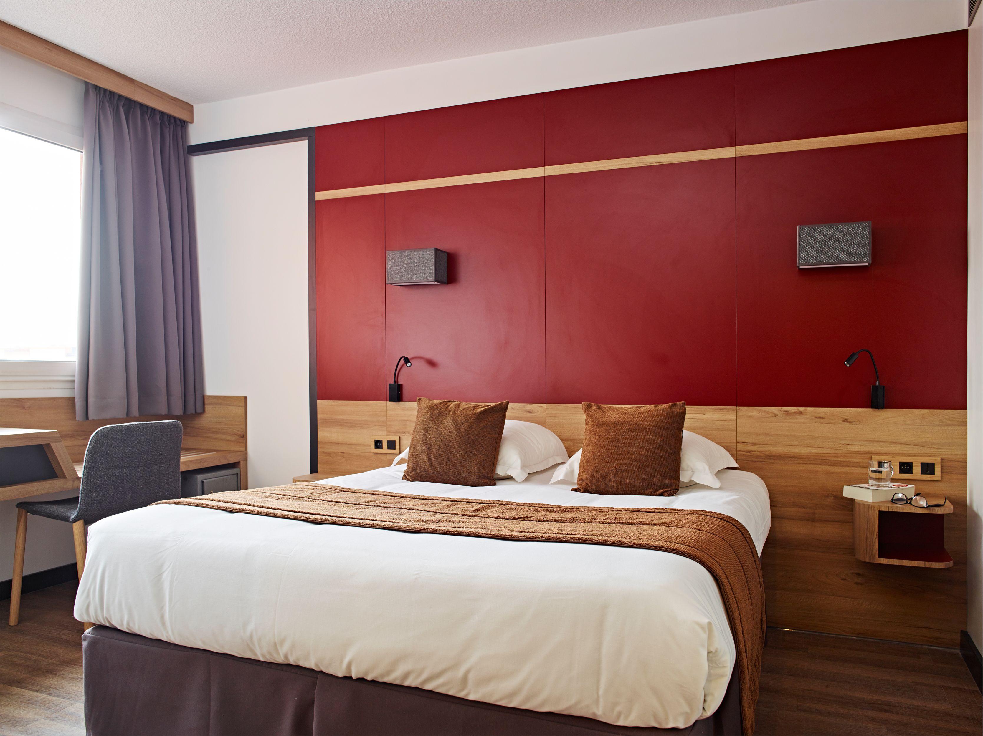 Hotel Median Congres 3*
